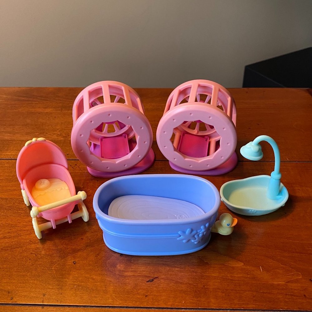 Littlest Pet Shop Accessories Lot